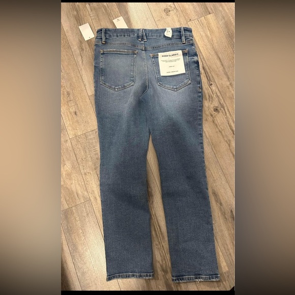 Good American Classic Jeans, riped on knees, skinnyish finish, blue, size 8/29 - Picture 3 of 5